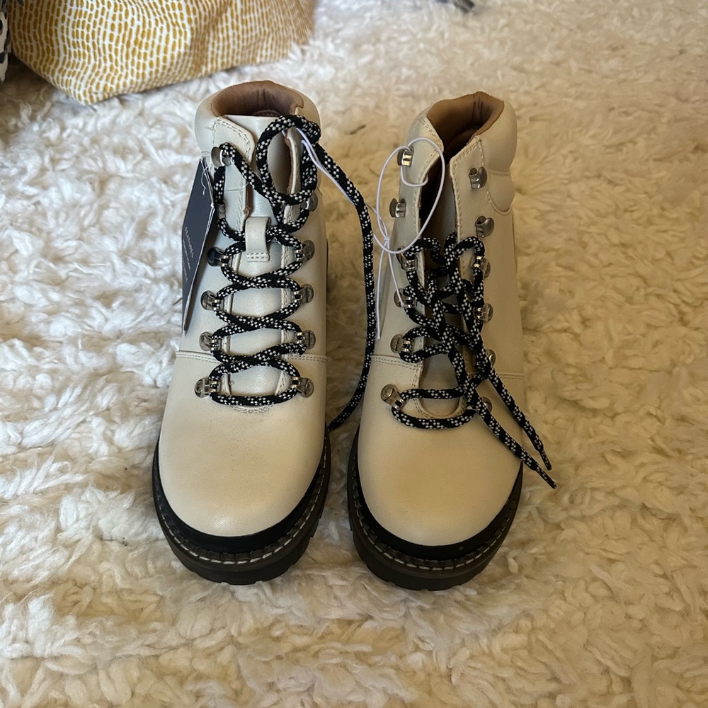 White Universal Thread Boots